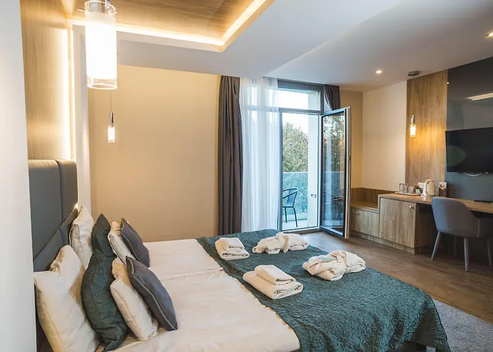 Hotel Zena Beauty & Shopping Center